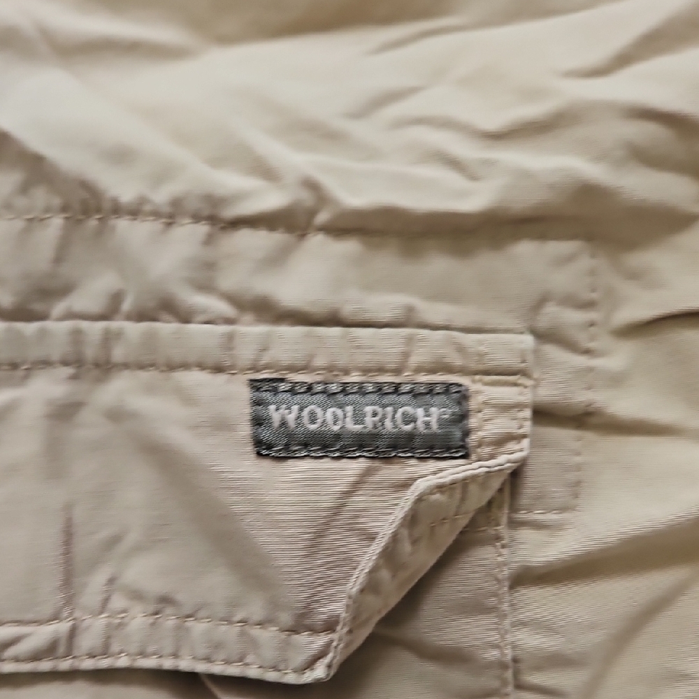 Woolrich Men's Khaki Cargo Shorts - Picture 10 of 11